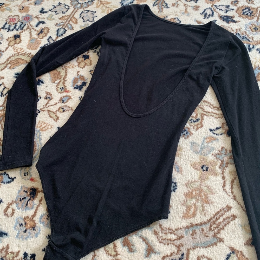 Aritzia Swoop Back Bodysuit